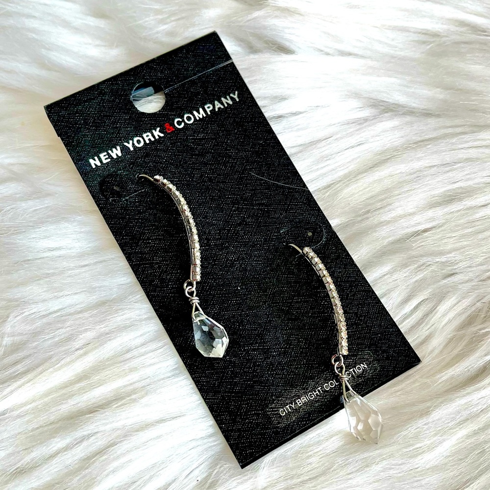 NWT NY&Co Crystal Dangle Earrings